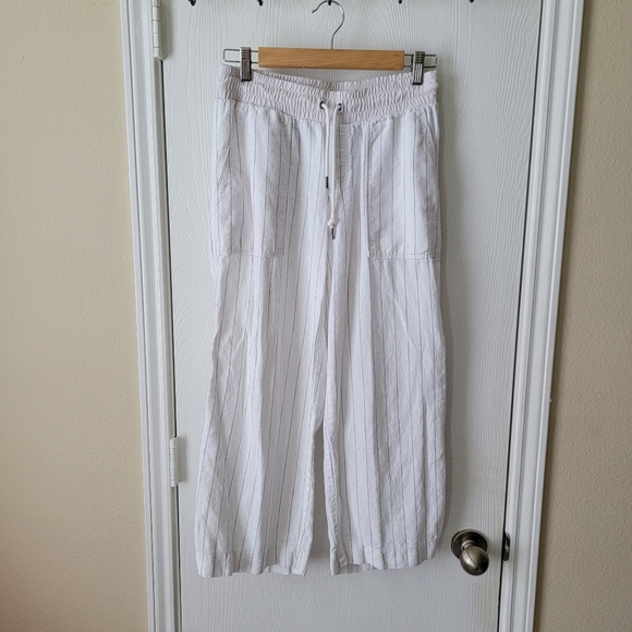 Athleta Stripe Bali Linen Crop - Picture 2 of 10